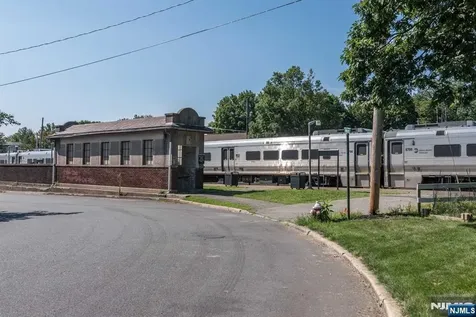 140 W Allendale Avenue Allendale NJ 07401