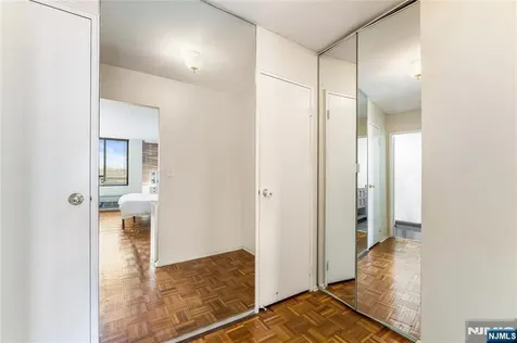 300 Winston Drive Cliffside Park NJ 07010