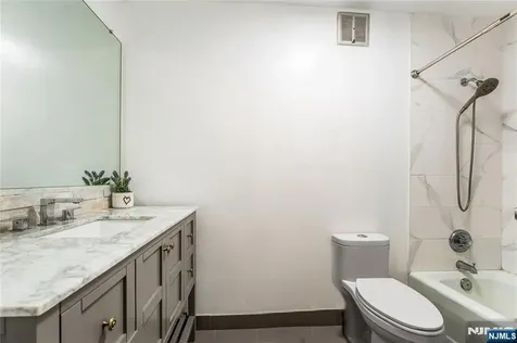 300 Winston Drive Cliffside Park NJ 07010