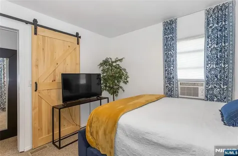 47 Van Pelt Place Little Falls NJ 07424