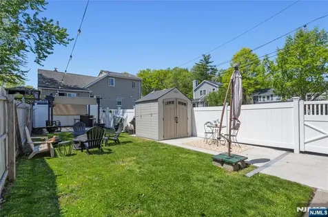 47 Van Pelt Place Little Falls NJ 07424