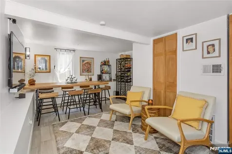 47 Van Pelt Place Little Falls NJ 07424