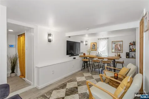 47 Van Pelt Place Little Falls NJ 07424
