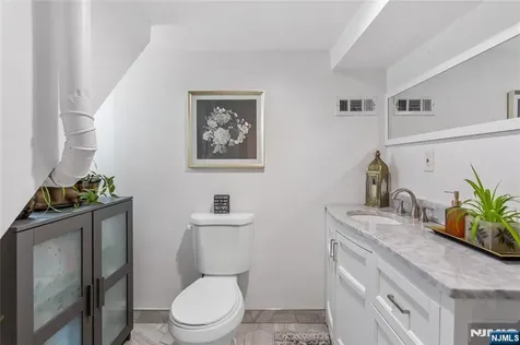 47 Van Pelt Place Little Falls NJ 07424