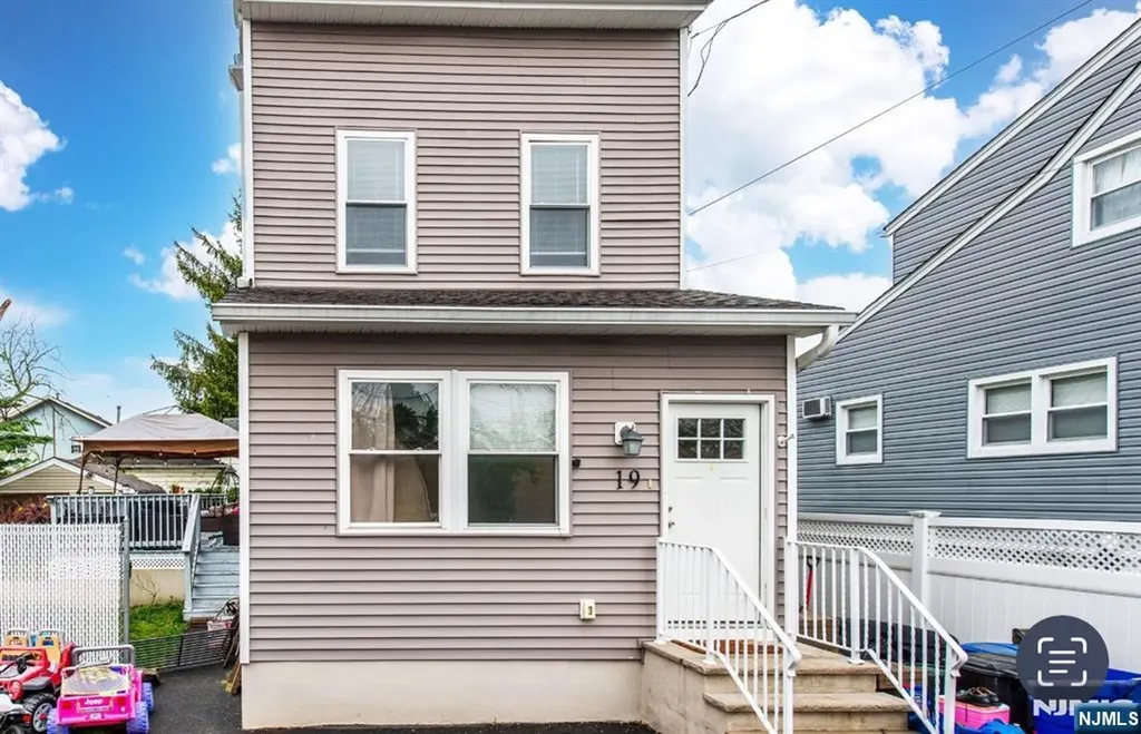 21 Chestnut Street Garfield NJ 07026