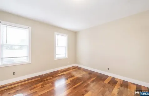 21 Chestnut Street Garfield NJ 07026