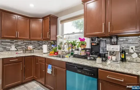 21 Chestnut Street Garfield NJ 07026