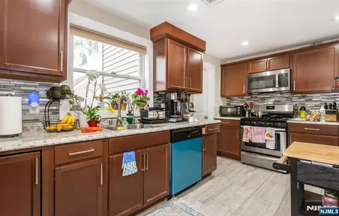 21 Chestnut Street Garfield NJ 07026