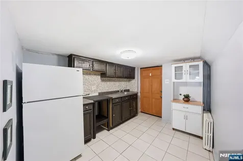 8401 2nd Avenue North Bergen NJ 07047