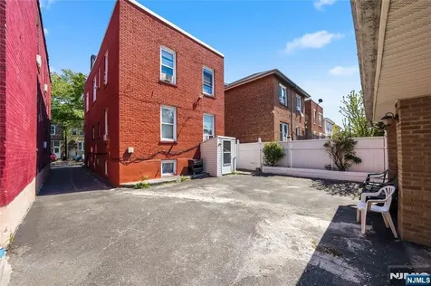 8401 2nd Avenue North Bergen NJ 07047