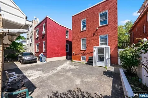8401 2nd Avenue North Bergen NJ 07047