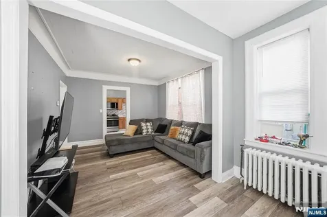 8401 2nd Avenue North Bergen NJ 07047