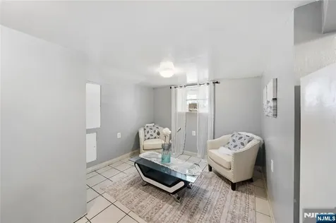 8401 2nd Avenue North Bergen NJ 07047