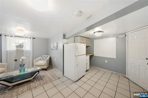 8401 2nd Avenue North Bergen NJ 07047