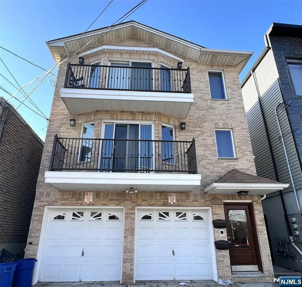 25 Wallis Avenue Jersey City NJ 07306