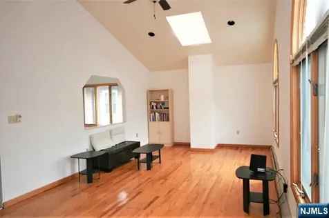 31 Marion Avenue Cliffside Park NJ 07010