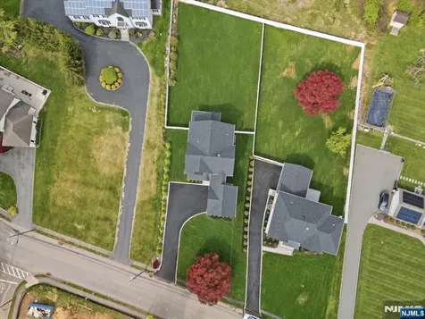 76 Hillside Avenue Livingston NJ 07039