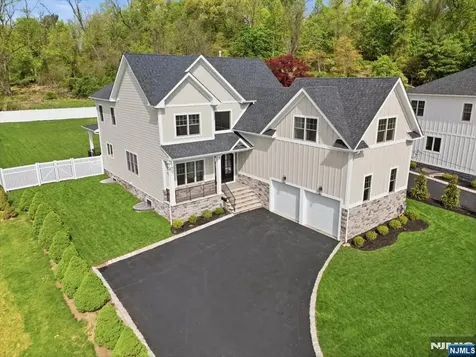 76 Hillside Avenue Livingston NJ 07039