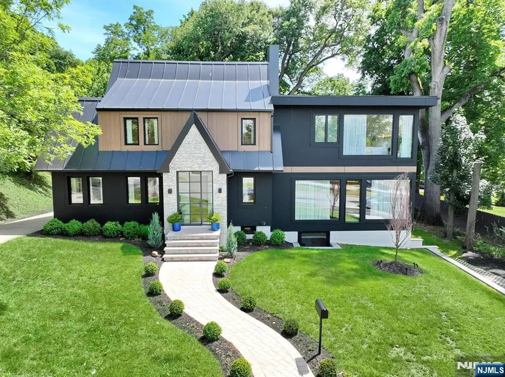 226 Haworth Avenue Haworth NJ 07641