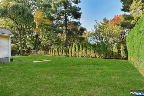 4 Marconi Street Tenafly NJ 07670