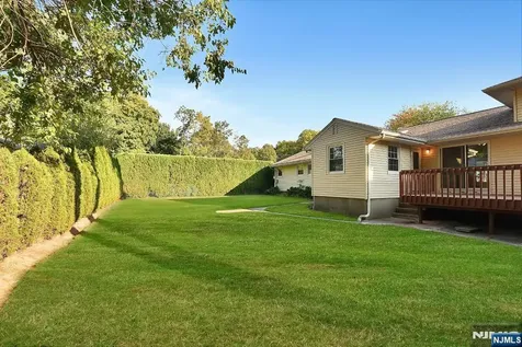 4 Marconi Street Tenafly NJ 07670