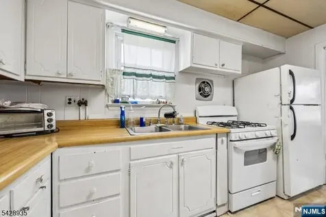 52 Preston Street Ridgefield Park NJ 07660