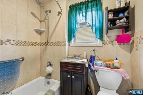 52 Preston Street Ridgefield Park NJ 07660