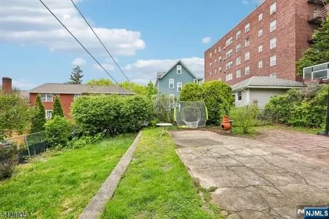 52 Preston Street Ridgefield Park NJ 07660