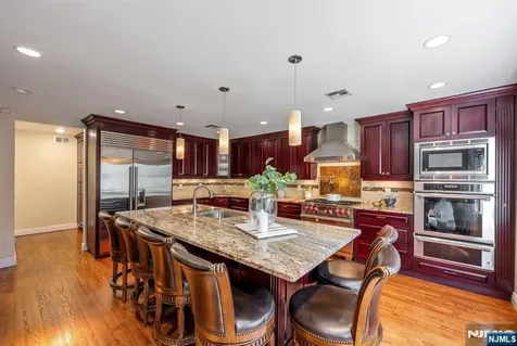 84 Bogerts Mill Road Harrington Park NJ 07640