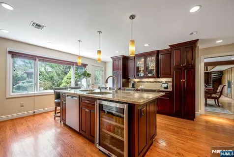 84 Bogerts Mill Road Harrington Park NJ 07640