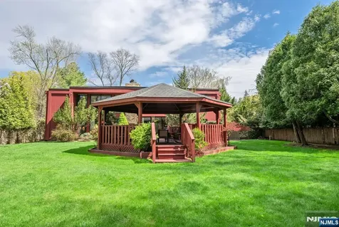 84 Bogerts Mill Road Harrington Park NJ 07640