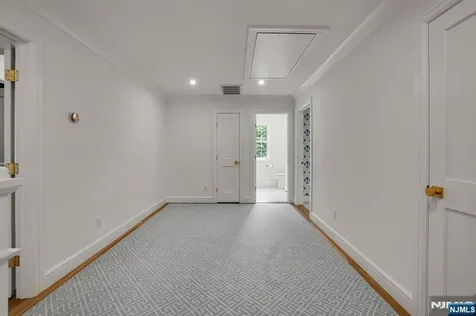 331 Wastena Terrace Ridgewood NJ 07450