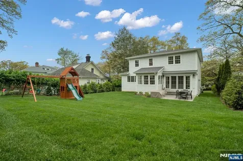 331 Wastena Terrace Ridgewood NJ 07450