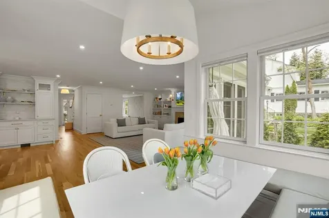 331 Wastena Terrace Ridgewood NJ 07450