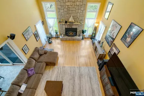 13 Greenfield Hill Sparta NJ 07871