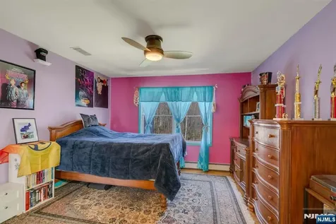 13 Greenfield Hill Sparta NJ 07871