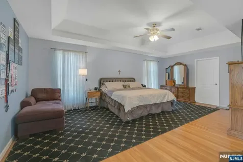 13 Greenfield Hill Sparta NJ 07871
