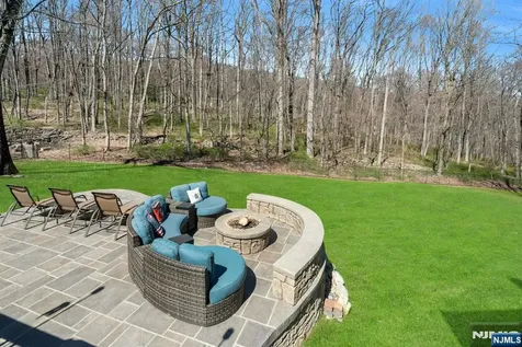 13 Greenfield Hill Sparta NJ 07871