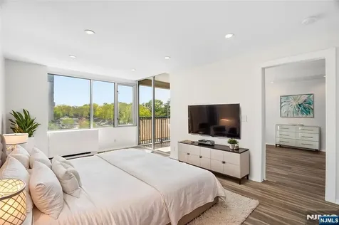 6 Horizon Road Fort Lee NJ 07024