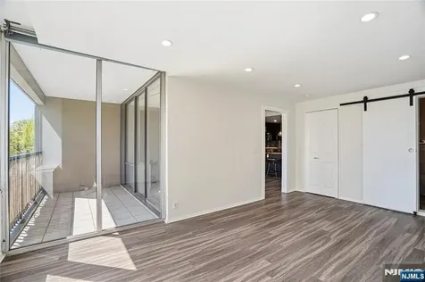 6 Horizon Road Fort Lee NJ 07024