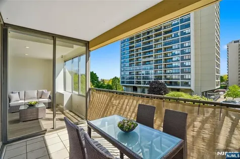 6 Horizon Road Fort Lee NJ 07024