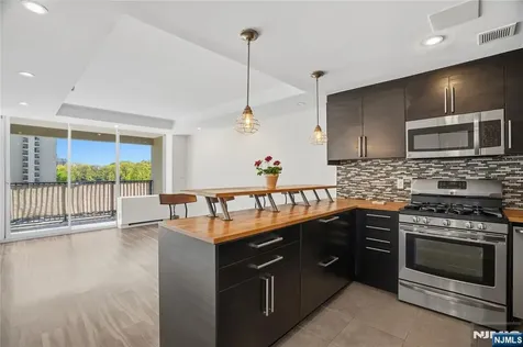 6 Horizon Road Fort Lee NJ 07024
