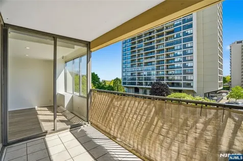 6 Horizon Road Fort Lee NJ 07024