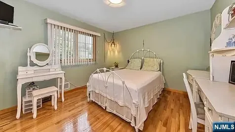 252 Valley Road River Edge NJ 07661