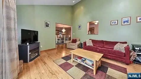 252 Valley Road River Edge NJ 07661