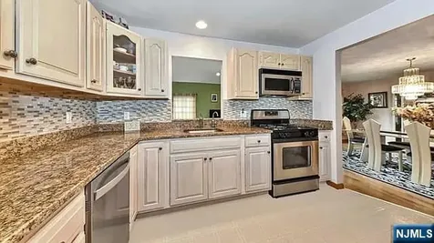 252 Valley Road River Edge NJ 07661