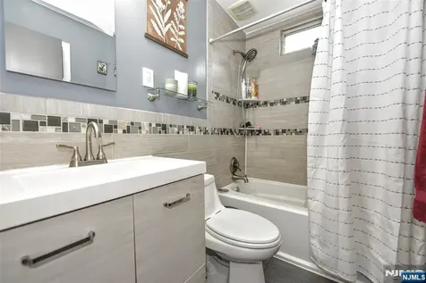 109 Brookview Drive Woodland Park NJ 07424