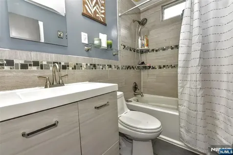 109 Brookview Drive Woodland Park NJ 07424