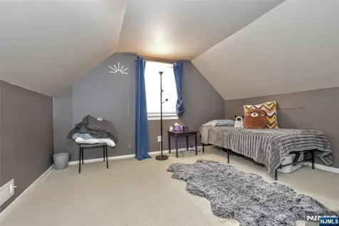 109 Brookview Drive Woodland Park NJ 07424