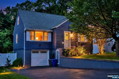 109 Brookview Drive Woodland Park NJ 07424